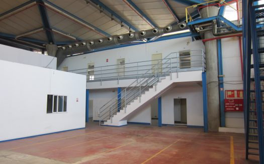 EDIFICIO C2 – Local Mixto