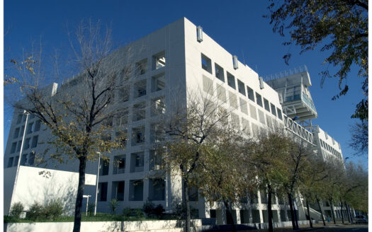 Oficina de 100 metros en el Centro de Empresas Pabellón de Italia